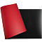 Rotes Papierblatt, das ein schwarzes Papierblatt teilweise bedeckt. 