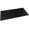 Une feuille de papier noire rectangulaire, allant en diagonale du bas à gauche vers le haut à droite.