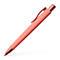 Koraalgekleurde balpen, Faber-Castell logo, clip en handvat details.