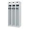 Feuerwehrspind C+P Evolo PRAKTUS, 3 Abteile, mit Sockel, Bodengleiter, B 900 x T 500 x H 1850 mm, RAL 7035 Lichtgrau