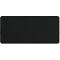 Rechthoekige, zwarte bureaumat met afgeronde hoeken.