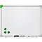 Weißes Whiteboard mit silbernem Rahmen, drei grünen Magneten und einem schwarzen Stift.