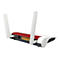 FRITZ!Box Router mit zwei weißen Antennen, rotem Gehäuseelement und gelben LAN-Anschlüssen vor weißem Hintergrund.