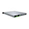 Silberner Rack-Server mit zwei grünen 900W-Netzteilen und diversen Anschlüssen auf weißem Hintergrund.