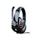 Schwarzes Gaming-Headset mit rotem Akzent und klappbarem Mikrofon vor weißem Hintergrund.