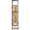 Hoge, smalle plank met houten planken en een zwart metalen frame. Meerdere compartimenten bieden opslagruimte.