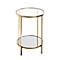 Table d'appoint dorée avec deux plateaux en verre ronds et un cadre en métal. Diamètre 39 cm, hauteur 55 cm.