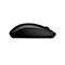Schwarze Computermaus, Seitenansicht. Drahtlos, ergonomisch geformt, mit Scrollrad. Auf weißem Hintergrund.