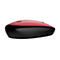 Eine Computermaus in Rot und Schwarz mit HP Logo. Auf hellem Hintergrund.