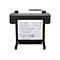 Ein schwarzer HP DesignJet T630 Drucker druckt einen Bauplan. Der Drucker steht auf einem braunen Gestell.