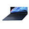 Blaues Notebook, Display zeigt abstrakte Wellen. Tastatur mit Buchstaben und Bedienelementen. HP Logo.