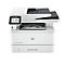 Weißer HP-Multifunktionsdrucker mit Touchscreen, Papierausgabe und geöffnetem Scannerdeckel.