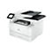 Ein weißer HP LaserJet Pro M445fdw Drucker. Oben ist der Scanner geöffnet, ein Blatt mit der Aufschrift "INFRASTRUCTURE PLANNING" liegt im Fach.