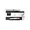 Ein HP OfficeJet Pro Drucker, der ein Blatt bedruckt. Ein Smartphone zeigt eine Druckvorschau.
