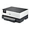 Ein weiß-grauer HP OfficeJet Pro Drucker, der auf einem neutralen Hintergrund steht. Das Bedienfeld zeigt Symbole für Menü, Anmelden, Drucken und US-Informationen an.