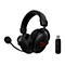 Schwarzes Gaming-Headset mit Mikrofon und USB-Dongle. Das Headset zeigt das rote HyperX-Logo.