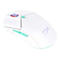 Souris d'ordinateur blanche avec des accents bleus. La molette de la souris est rouge et violette. Il y a un logo HyperX sur la souris.