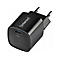 Schwarzes USB-C Ladegerät mit dem Logo Intenso, Stecker und USB-C Anschluss.