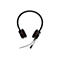Schwarzes Headset mit roter Umrandung. Ein Mikrofon ragt nach unten heraus.