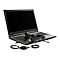 Schwarzer Laptop mit Headset. Der Bildschirm ist schwarz, daneben liegt ein Headset.