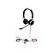 Schwarzes Headset mit rotem Kabel und Mikrofon, Kabel mit USB-Anschluss.