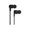 Zwei schwarze In-Ear-Kopfhörer. Auf einem Ohrhörer steht der Markenname JBL.