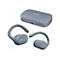 Graue JVC In-Ear-Kopfhörer mit Ohrbügeln und passendem Ladecase auf weißem Hintergrund.