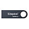 Dunkelgrauer USB-Stick mit weißem "Kingston" Schriftzug und "128GB" auf weißem Grund.