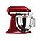 Rote KitchenAid Artisan Küchenmaschine mit Edelstahlschüssel vor weißem Hintergrund.
