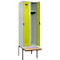 Kleiderspind C+P Evolo Plus, 2 Abteile à 300 mm Breite, schwebende Sitzbank, B 600 x T 815 x H 2120 mm, Drehriegel, lichtgrau/clowngrün