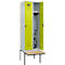 Kleiderspind C+P Evolo Plus, 2 Abteile à 300 mm Breite, schwebende Sitzbank, B 600 x T 815 x H 2120 mm, Drehriegel, lichtgrau/clowngrün
