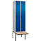 Kleiderspind C+P Evolo Plus, 2 Abteile à 300 mm Breite, schwebende Sitzbank, B 600 x T 815 x H 2120 mm, Drehriegel, weißaluminium/enzianblau