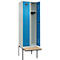 Kleiderspind C+P Evolo Plus, 2 Abteile à 300 mm Breite, schwebende Sitzbank, B 600 x T 815 x H 2120 mm, Zylinder, lichtblau/lichtgrau