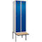 Kleiderspind C+P Evolo Plus, 2 Abteile à 300 mm Breite, schwebende Sitzbank, B 600 x T 815 x H 2120 mm, Zylinder, weißaluminium/enzianblau