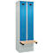 Kleiderspind C+P Evolo Plus, 2 Abteile à 300 mm Breite, Sockel, schwebende Sitzbank, B 600 x T 815 x H 1950 mm, Zylinder, lichtgrau/lichtblau