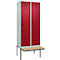 Kleiderspind C+P Evolo Plus, 2 Abteile à 400 mm Breite, schwebende Sitzbank, B 800 x T 815 x H 2120 mm, Drehriegel, lichtgrau/rubinrot