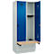 Kleiderspind C+P Evolo Plus, 2 Abteile à 400 mm Breite, Sockel, schwebende Sitzbank, B 800 x T 815 x H 1950 mm, Drehriegel, lichtgrau/enzianblau