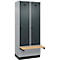 Kleiderspind C+P Evolo Plus, 2 Abteile à 400 mm Breite, Sockel, schwebende Sitzbank, B 800 x T 815 x H 1950 mm, Drehriegel, weissaluminium/anthrazitgrau