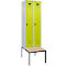 Kleiderspind C+P Evolo Plus, 2 Abteile mit je 300 mm Breite, Unterbau-Sitzbank, B 600 x T 815 x H 2120 mm, Drehriegel, lichtgrau/clowngrün