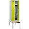 Kleiderspind C+P Evolo Plus, 2 Abteile mit je 300 mm Breite, Unterbau-Sitzbank, B 600 x T 815 x H 2120 mm, Drehriegel, lichtgrau/clowngrün