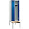 Kleiderspind C+P Evolo Plus, 2 Abteile mit je 300 mm Breite, Unterbau-Sitzbank, B 600 x T 815 x H 2120 mm, Drehriegel, lichtgrau/enzianblau