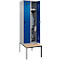 Kleiderspind C+P Evolo Plus, 2 Abteile mit je 300 mm Breite, Unterbau-Sitzbank, B 600 x T 815 x H 2120 mm, Drehriegel, weissaluminium/enzianblau