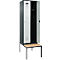 Kleiderspind C+P Evolo Plus, 2 Abteile mit je 300 mm Breite, Unterbau-Sitzbank, B 600 x T 815 x H 2120 mm, Zylinder, anthrazitgrau/lichtgrau