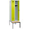 Kleiderspind C+P Evolo Plus, 2 Abteile mit je 300 mm Breite, Unterbau-Sitzbank, B 600 x T 815 x H 2120 mm, Zylinder, lichtgrau/clowngrün