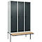 Kleiderspind C+P Evolo Plus, 3 Abteile à 400 mm Breite, schwebende Sitzbank, B 1200 x T 815 x H 2120 mm, Drehriegel, lichtgrau/anthrazitgrau