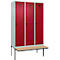 Kleiderspind C+P Evolo Plus, 3 Abteile à 400 mm Breite, schwebende Sitzbank, B 1200 x T 815 x H 2120 mm, Drehriegel, lichtgrau/rubinrot
