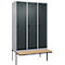 Kleiderspind C+P Evolo Plus, 3 Abteile à 400 mm Breite, schwebende Sitzbank, B 1200 x T 815 x H 2120 mm, Drehriegel, weißaluminium/anthrazitgrau