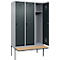 Kleiderspind C+P Evolo Plus, 3 Abteile à 400 mm Breite, schwebende Sitzbank, B 1200 x T 815 x H 2120 mm, Drehriegel, weißaluminium/anthrazitgrau