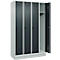Kleiderspind C+P Evolo Plus, 4 Abteile, 300 mm Abteilbreite, mit Sockel, Anschlag rechts, B 1200 x T 500 x H 1950 mm, Drehriegel, lichtgrau/anthrazitgrau