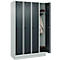 Kleiderspind C+P Evolo Plus, 4 Abteile, 300 mm Abteilbreite, mit Sockel, Anschlag rechts, B 1200 x T 500 x H 1950 mm, Drehriegel, lichtgrau/anthrazitgrau